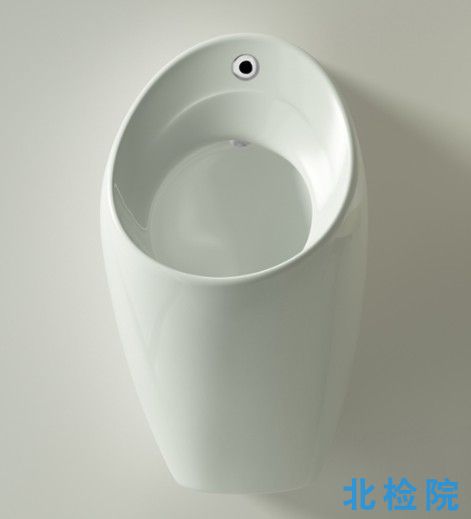 掛墻式小便器測試