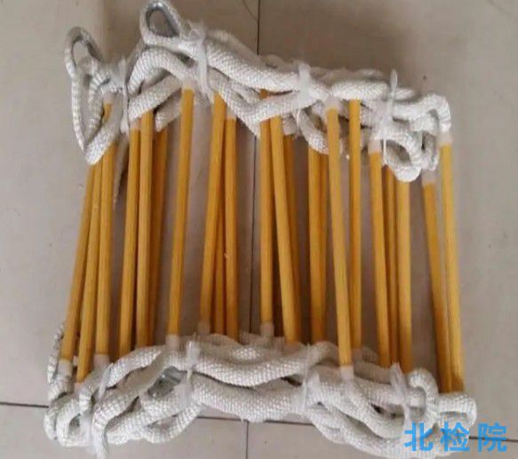 電力作業用軟梯測試